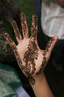 henna hand 1