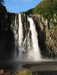 chute d'eau au lever du soleil chute d'eau au lever du soleil