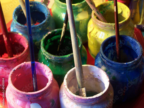 pots de couleurs