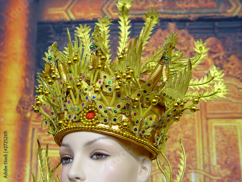 Photo: chinese crown chinese crown
