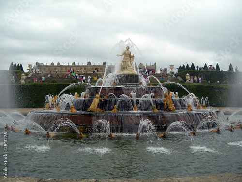 fountain at versailles