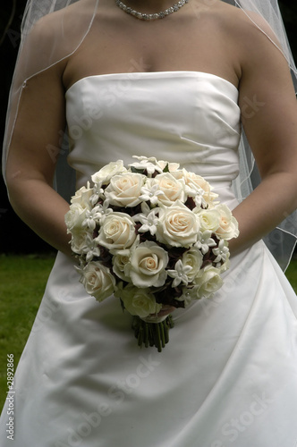 wedding flowers held at the waist