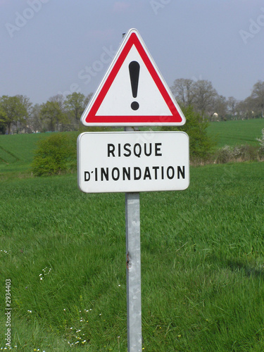 0935 - panneau "risque d'inondation" 0935 - panneau "risque d'inondation"