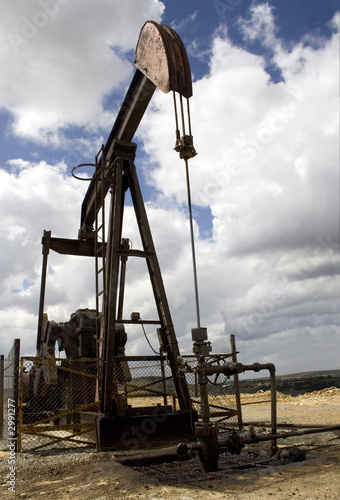Photo: bomba de petróleo bomba de petróleo