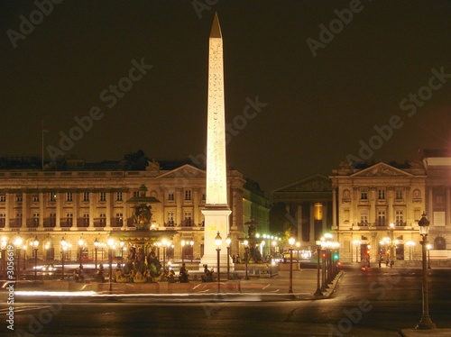 place de la concorde de nuit