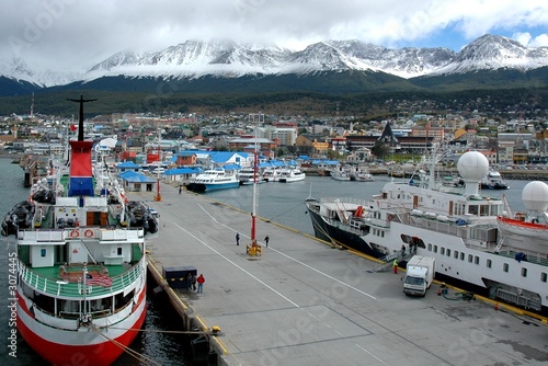 Photo: ushuaia hafen ushuaia hafen