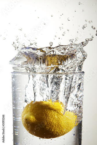 Photo: lemon splash 05 lemon splash 05