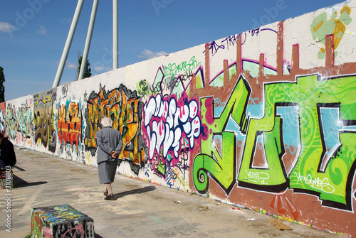 graffiti - spaziergang am mauerpark