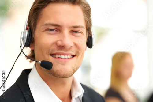 how can i help you?