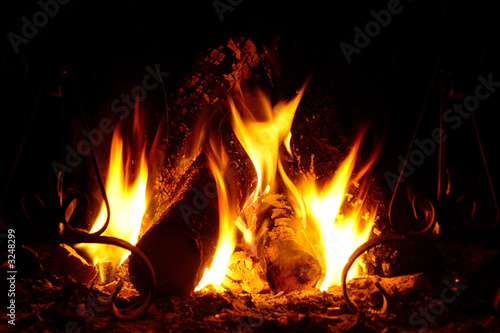 fuoco in camino fuoco in camino