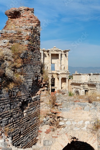 Foto: roman ruins roman ruins