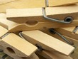 epingles à linge en bois