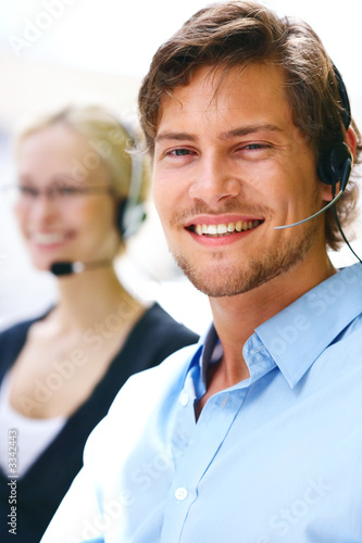 how can i help you?