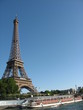 la tour eiffel, vue d'un bateau-mouche !