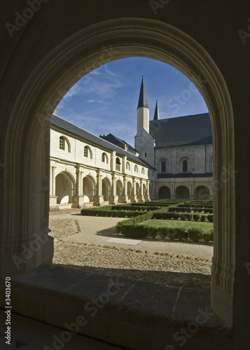 abbaye de fontevraud, maine et loire, france abbaye de fontevraud, maine et loire, france