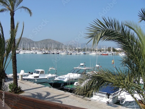 port de plaisance d'alcudia aux baléares