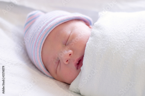 Newborn Baby  Pictures on Newborn Baby Boy Sleeping In Hospital    Vivid Pixels  3576079   See