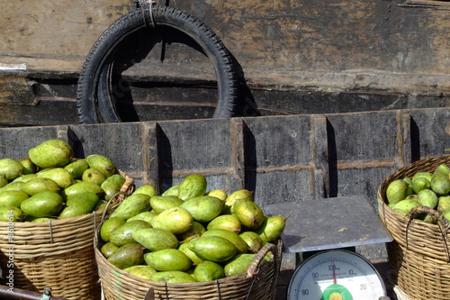 Fruits sur un marche flottant