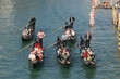 Gondeln auf dem Canal Grande