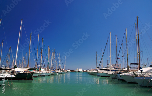 Le port de Saint Laurent du Var sur la Côte d'Azur.