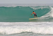 Foto: Surfing Hollow Waves Surfing Hollow Waves