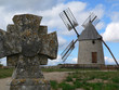 Moulin et croix