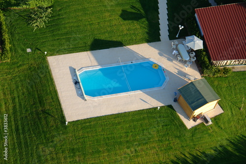 piscine privée et extérieur de maison