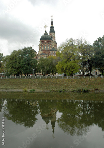 Cathedral in Kharkov (water reflection) Cathedral in Kharkov (water reflection)
