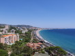 Cannes : vue aérienne, mer, routes et maisons Cannes : vue aérienne, mer, routes et maisons