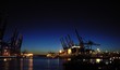 Containerterminal bei Nacht Containerterminal bei Nacht
