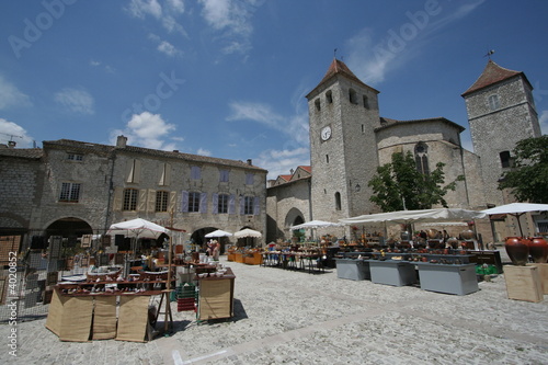 Lauzerte le village
