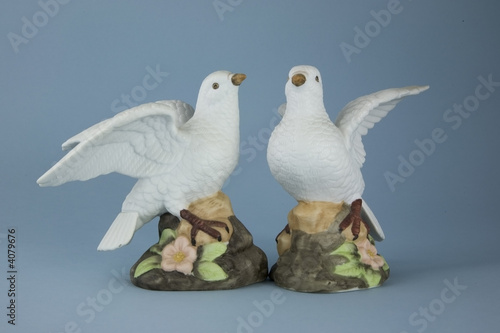 Dove Figurines