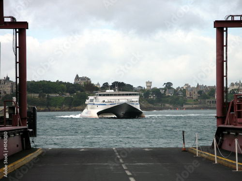 Ferries Saint-Malo embarcadere