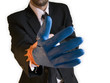 homme d affaire avec gant en latex