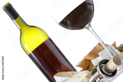 Photo: rotwein und käse rotwein und käse