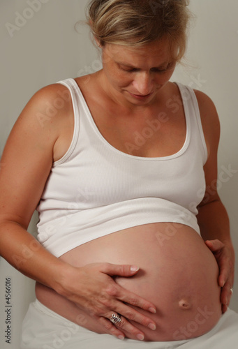 Photo: pregnant woman pregnant woman