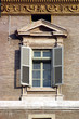 Finestra dell'Appartamento Pontificio, Vaticano Finestra dell'Appartamento Pontificio, Vaticano
