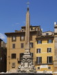 obelisk auf dem platz rotonda in rom