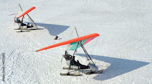 Photo: Two hang-gliders on winter lake Two hang-gliders on winter lake