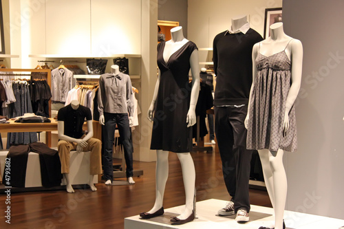 Fashion Retail on Fashion Retail    Kheng Guan Toh  4793682   See Portfolio