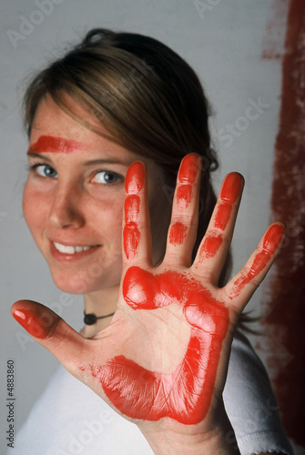 femme peinture