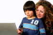 Mutter und Sohn am Laptop Mutter und Sohn am Laptop