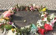 Flower at the memory plate 