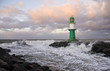 Leuchtturm bei Sturm Leuchtturm bei Sturm