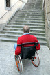 Mann im Rollstuhl