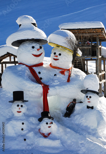 Photo: Snow family Snow family
