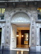 Porte cochère blanche ouverte, Paris Porte cochère blanche ouverte, Paris