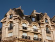 façade ciel bleu