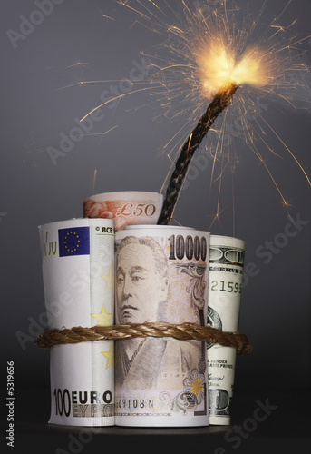 Photo : Dynamite Money Dynamite Money