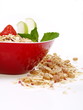 müsli frühstück mit milch